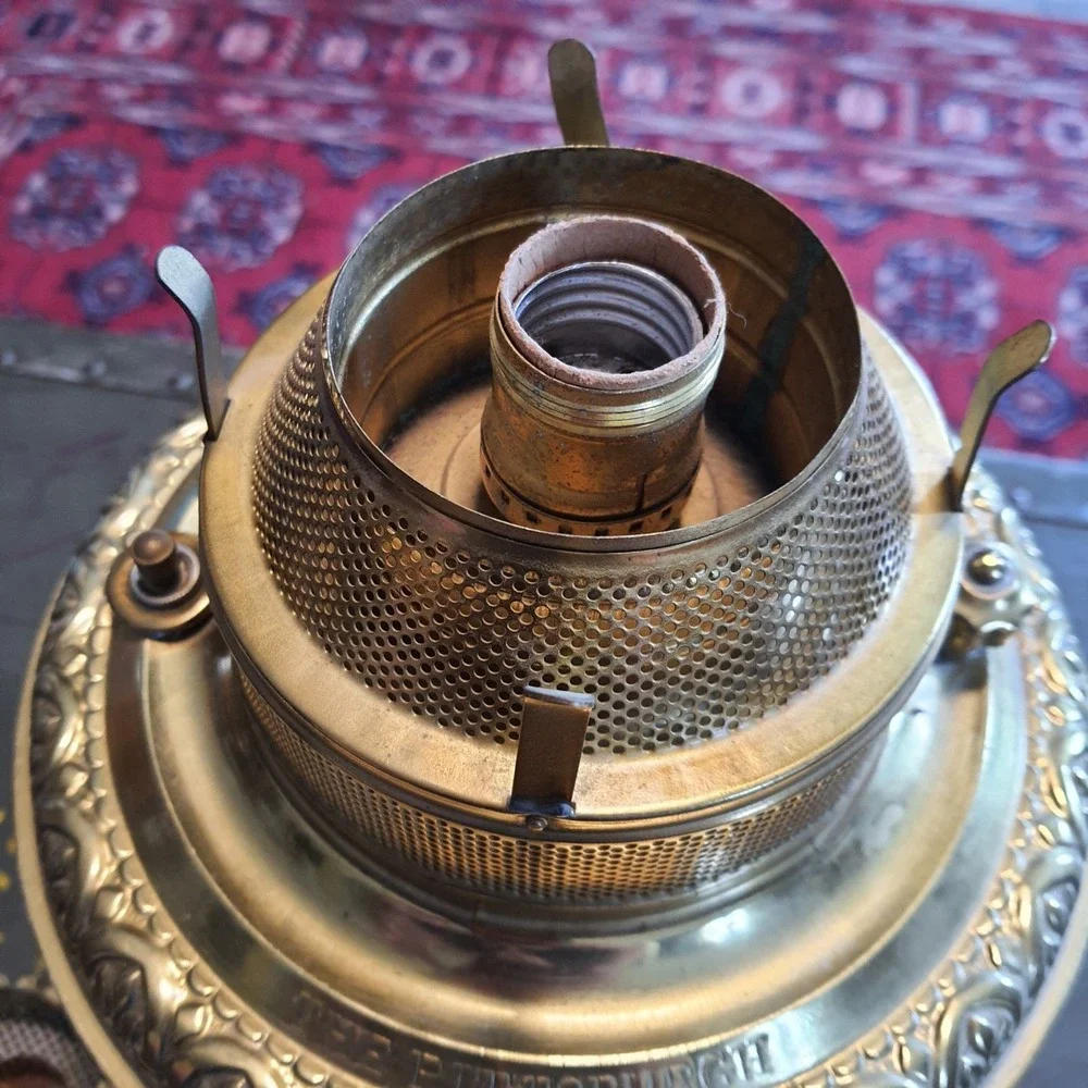 Vintage The Pittsburgh 1800s Victorian Brass Oil Lamp Electric Plug Conversion
